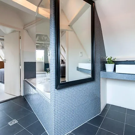 Prinsengracht Canalhouse *